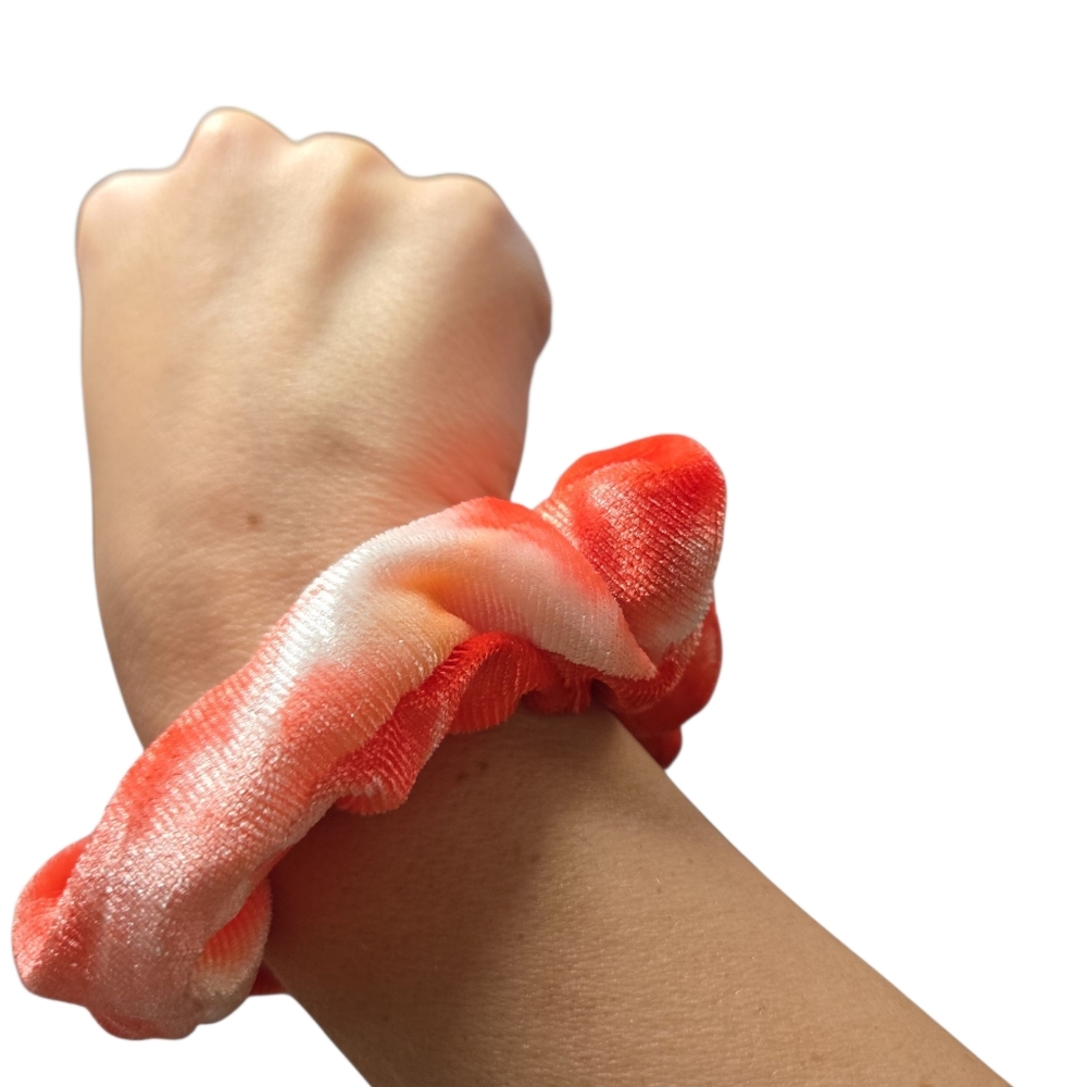 Red And White Velet Scrunchie Handmade H011 - Picture 2 of 2